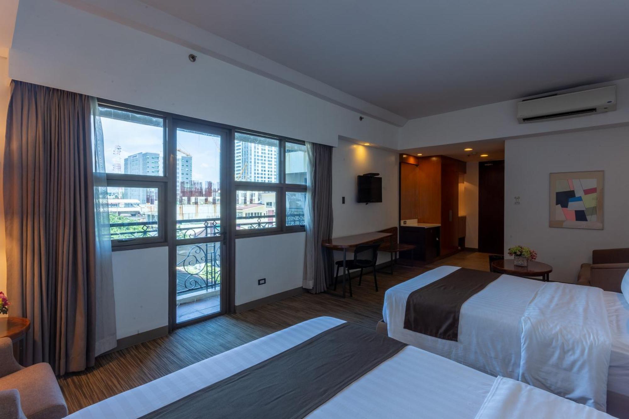 La Breza Hotel Quezon City Exteriör bild