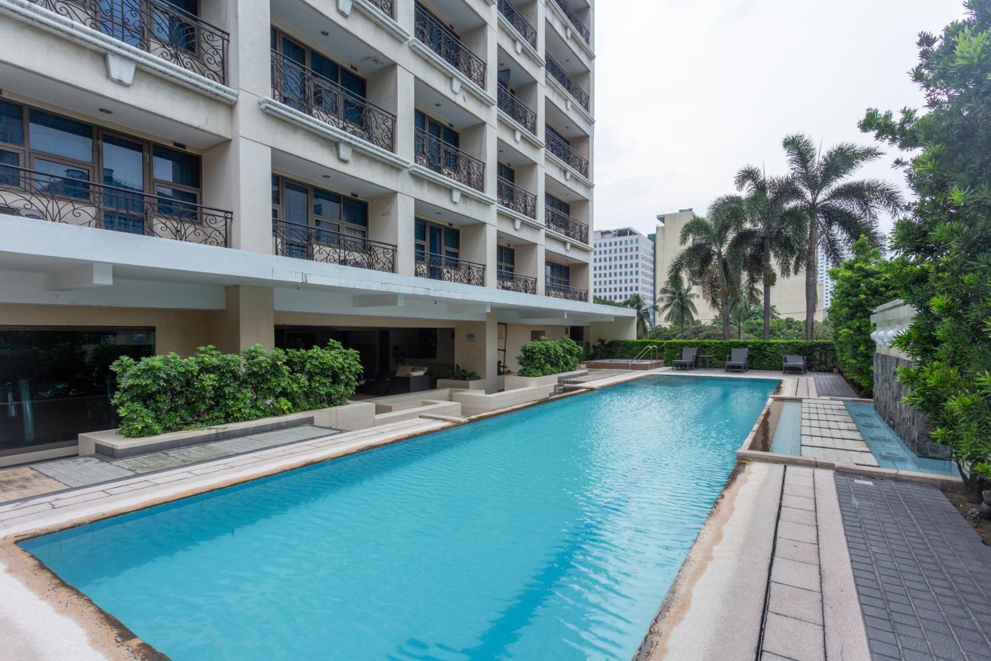 La Breza Hotel Quezon City Exteriör bild